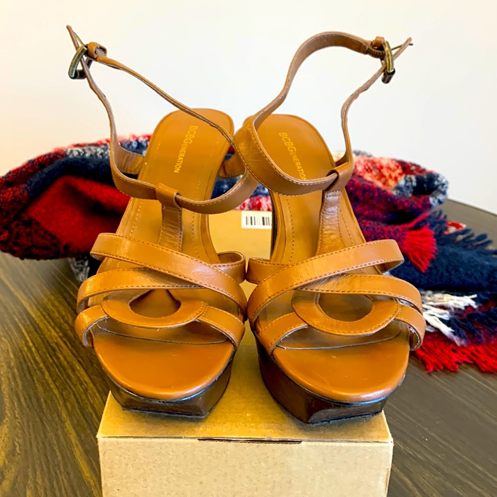 Cute wooden heels!